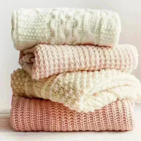 Fall/Winter Mystery Box (4-6 Items) - Picture 2 of 4